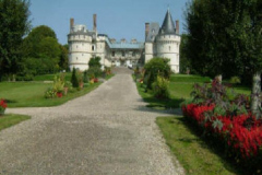 Chateau-Mesnieres-en-Bray
